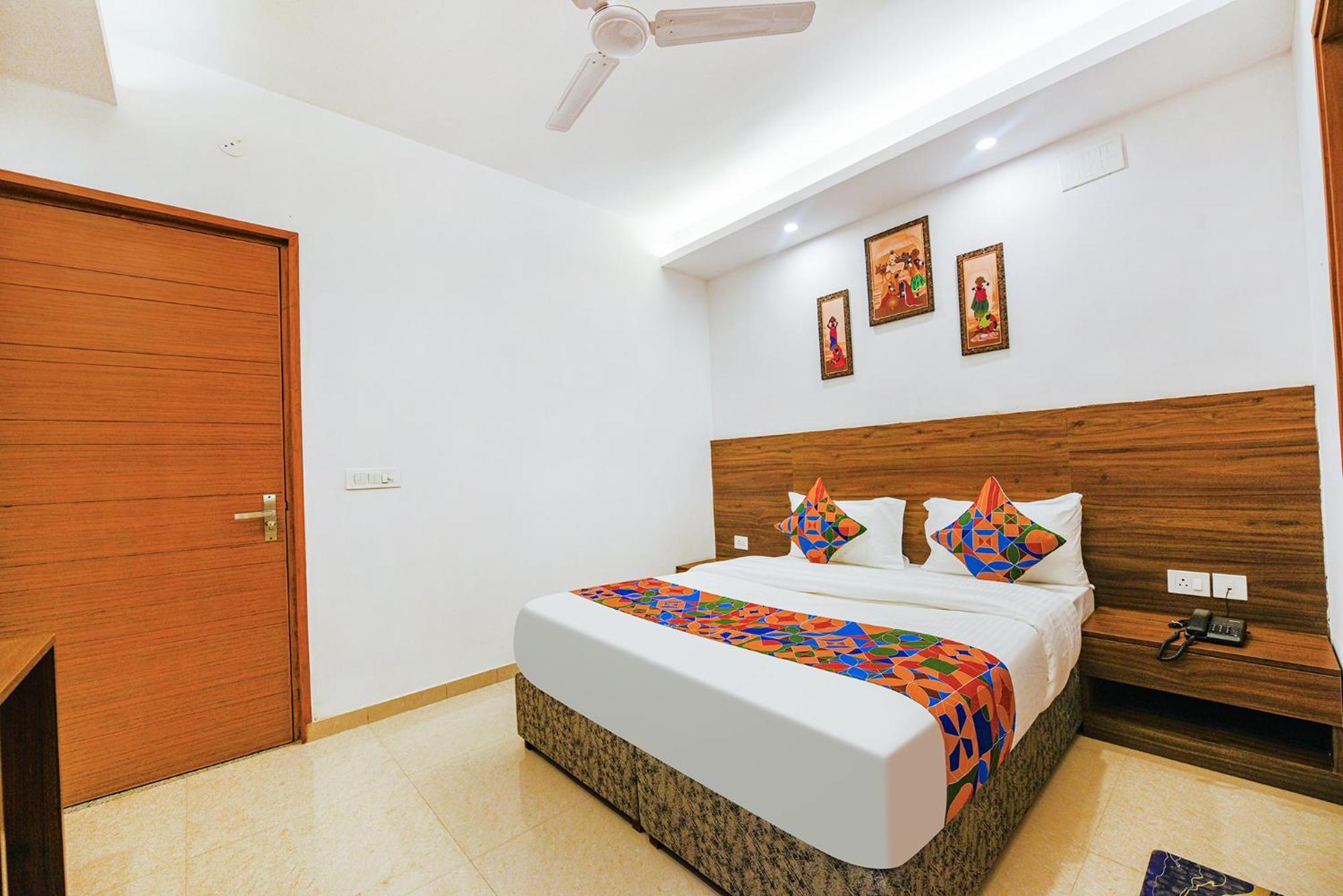 Fabhotel Sparkling - Nr Yashobhoomi Convention Centre Delhi  Exterior foto